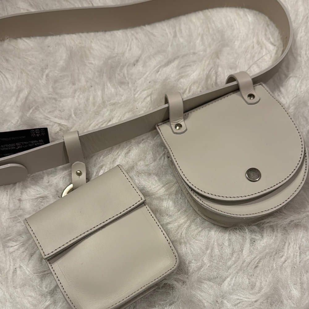Elegant Cream Belt Bag - Picture 10 of 15